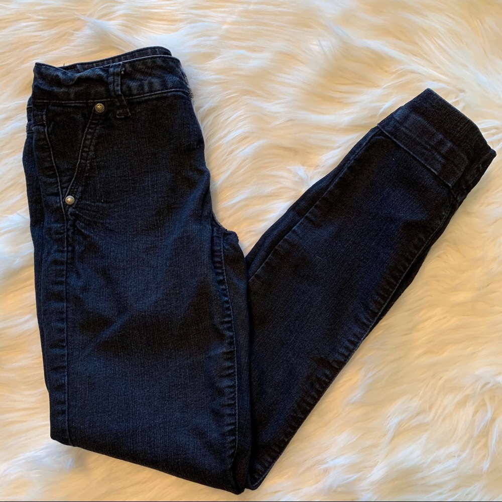 Blue spice dark wash jeans
